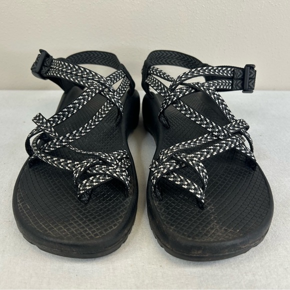 Chaco Shoes - Chaco Black White Strappy Sandals Womens 7 Beachy Travel Resort Casual Boho Swim